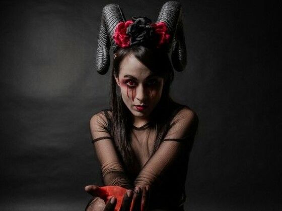ミニスカ刑事は悪魔の娘 〜処女を奪われたデビルガール、絶望の凌●から完全覚醒して世界を救う〜  エロ画像796002